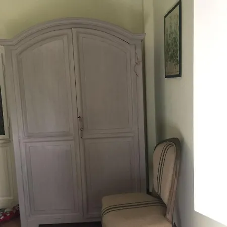 בית נופש Casetta In Giardino Con Piscina *