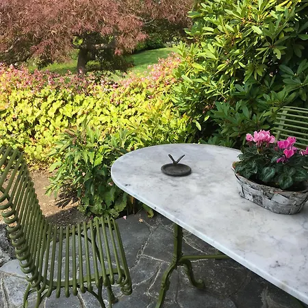 Vakantiehuis Casetta In Giardino Con Piscina