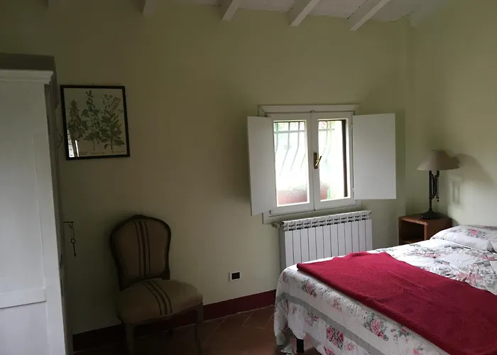 Holiday home Casetta In Giardino Con Piscina *